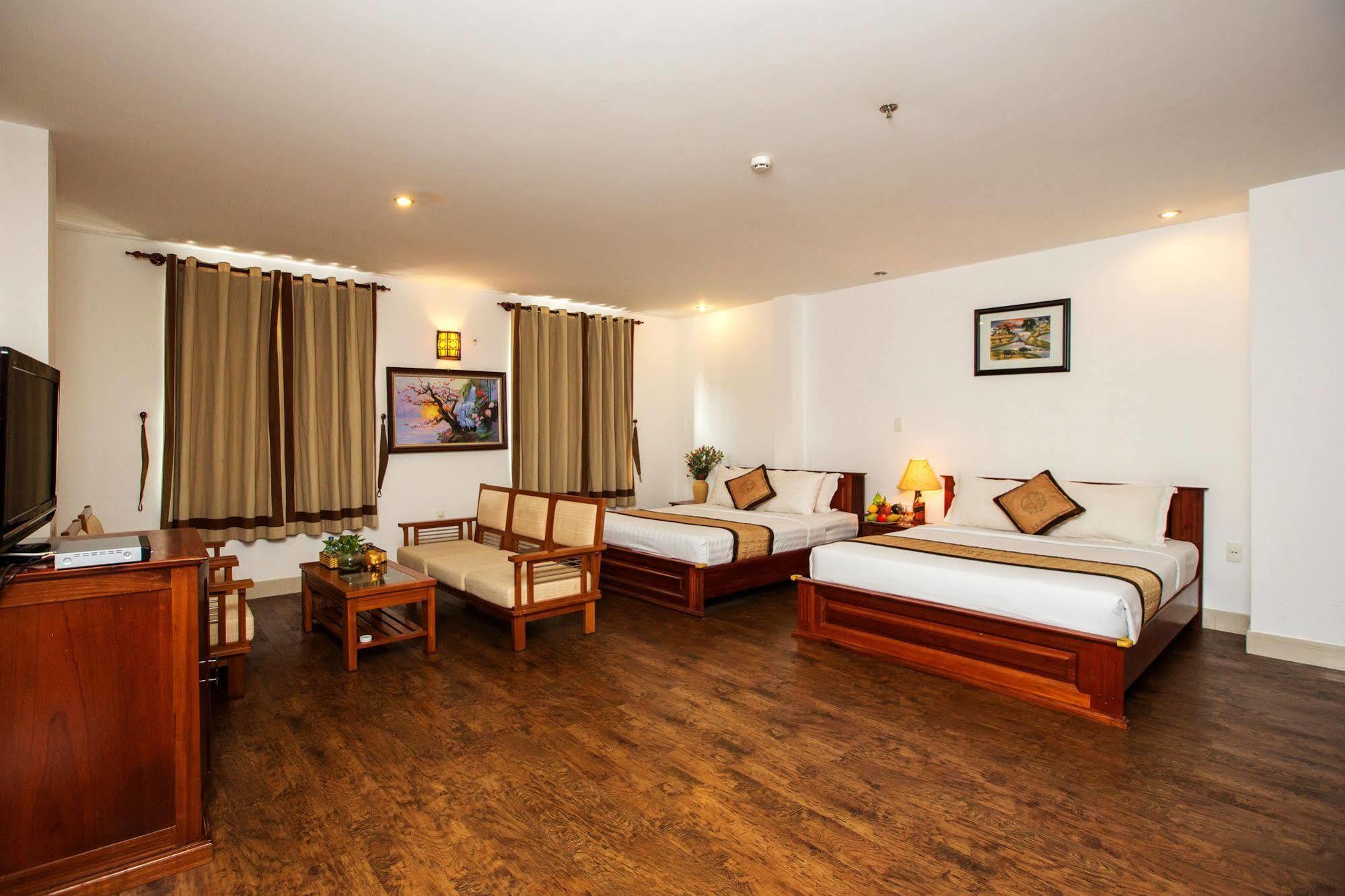 Golf Hotel Ho Chi Minh City Bagian luar foto
