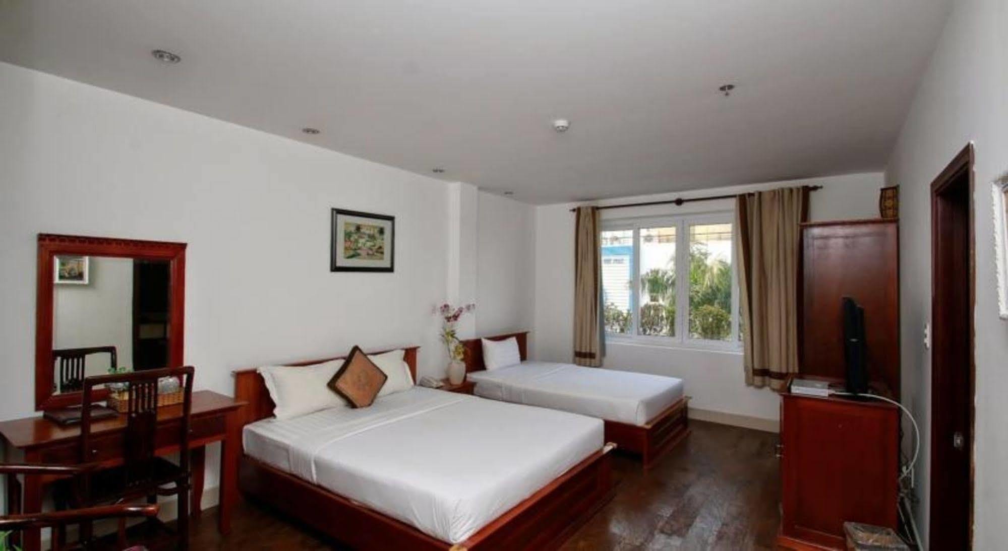 Golf Hotel Ho Chi Minh City Bagian luar foto