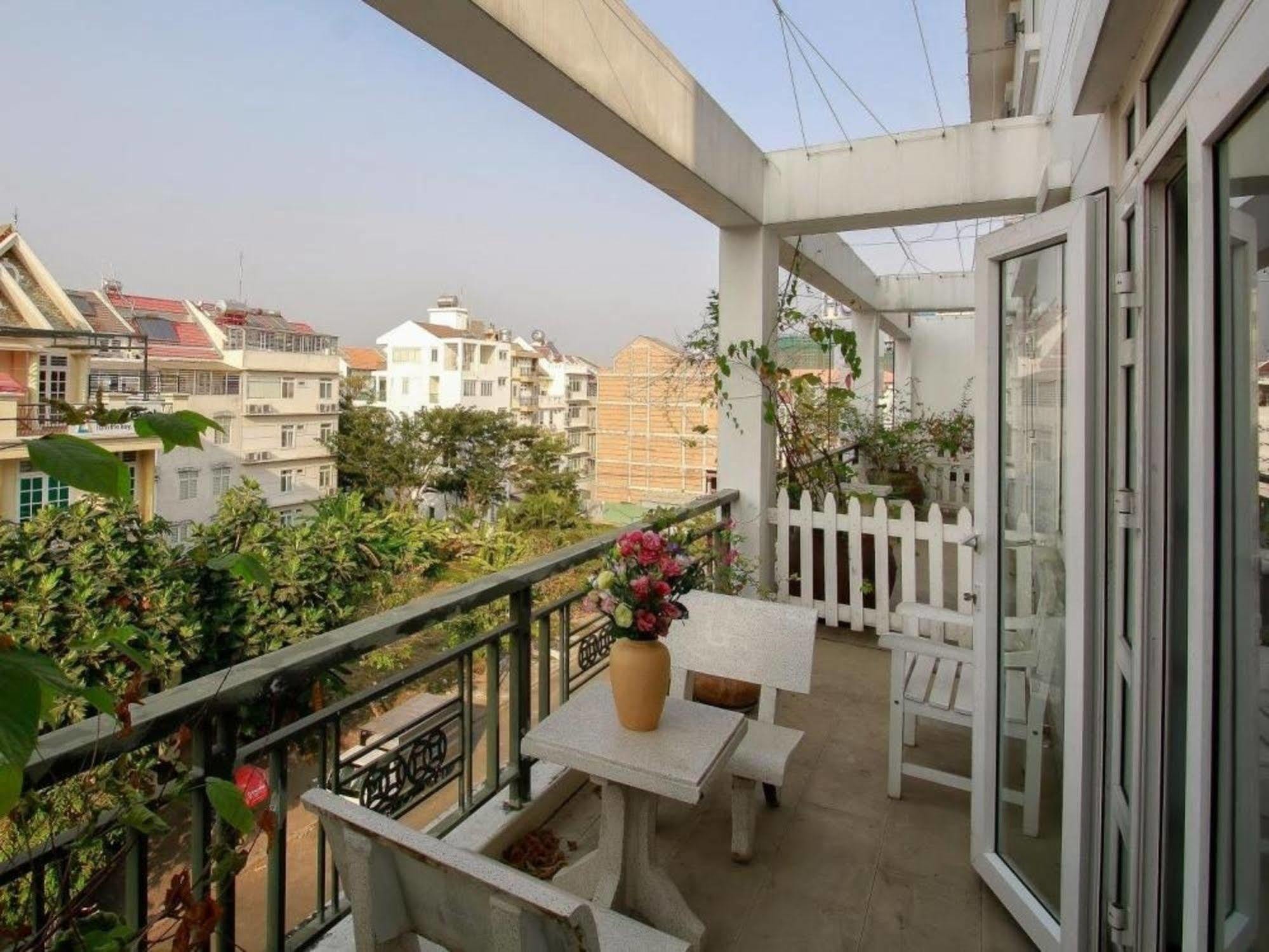 Golf Hotel Ho Chi Minh City Bagian luar foto