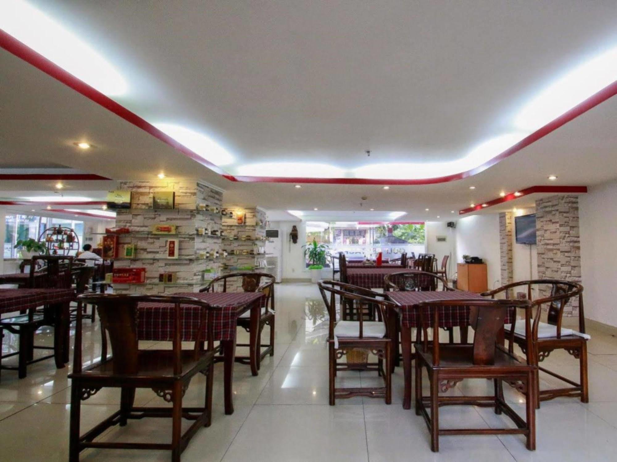 Golf Hotel Ho Chi Minh City Bagian luar foto